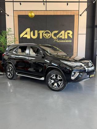 TOYOTA HILUX SW4 2.7 SR 4X2 16V FLEX 4P AUTOMÁTICO